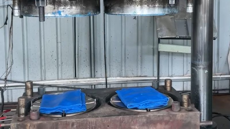 模具定制与加工：看似相近实则不同的两件事