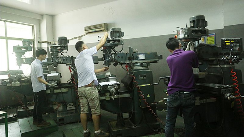 大型家电模具定制：揭秘价格背后的关键因素**