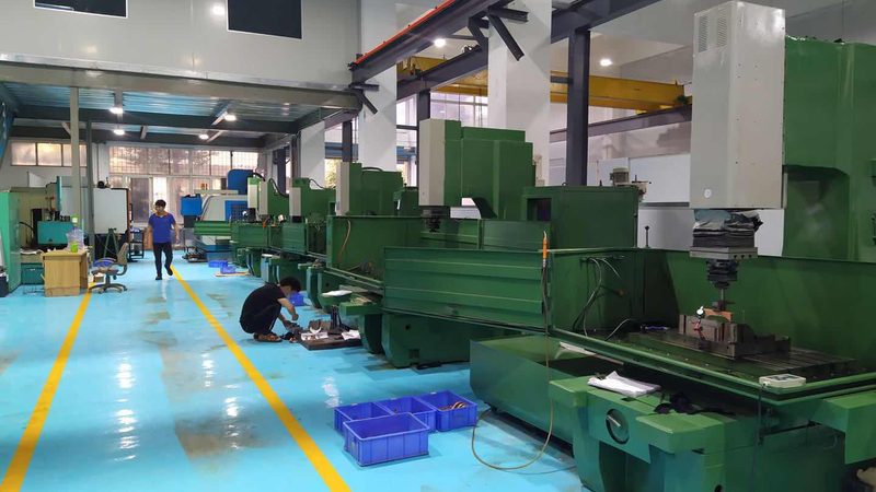 成都拉伸模具尺寸参数解析：关键要素与选型要点